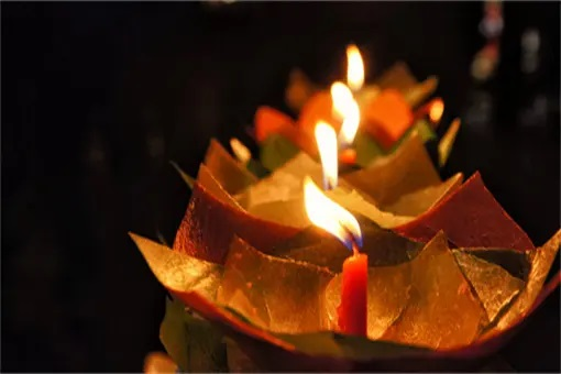 Bu gün kim haqqında düşünürsən?